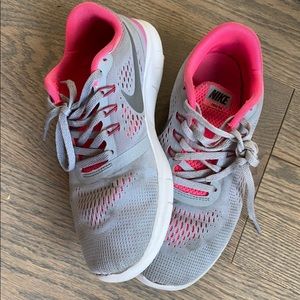 Nike girls free run